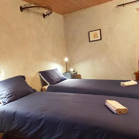 Lo Jac De Foart 10 Pers. Casa vacanze *